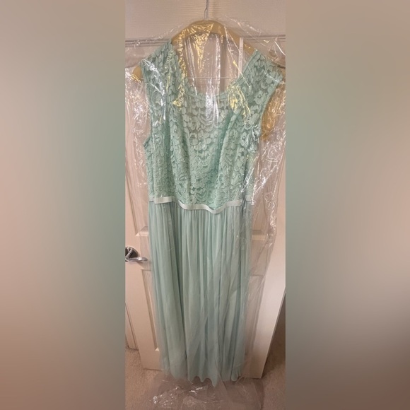 MINT Lace Bridesmaids Dress - Picture 11 of 11